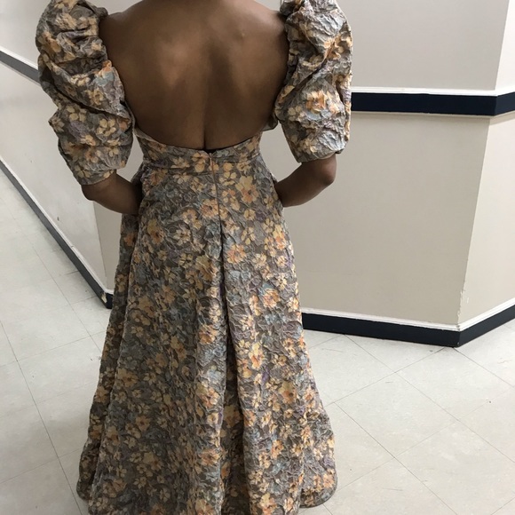 Formal gown - Picture 4 of 4